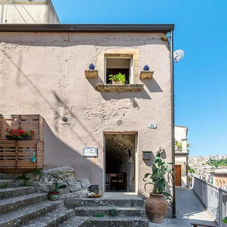 Casa vacanze A Timpa Ro Nannu 22, In Center Ibla *