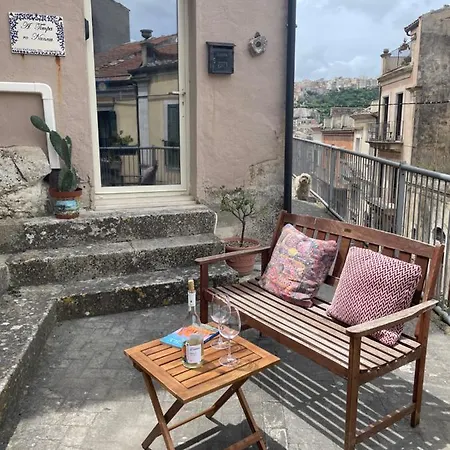 A Timpa Ro Nannu 22, In Center Ibla Ragusa